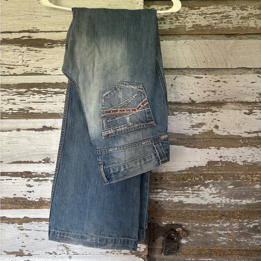 Women's Light Blue Wide-Leg Jeans with Embroidered Pocket